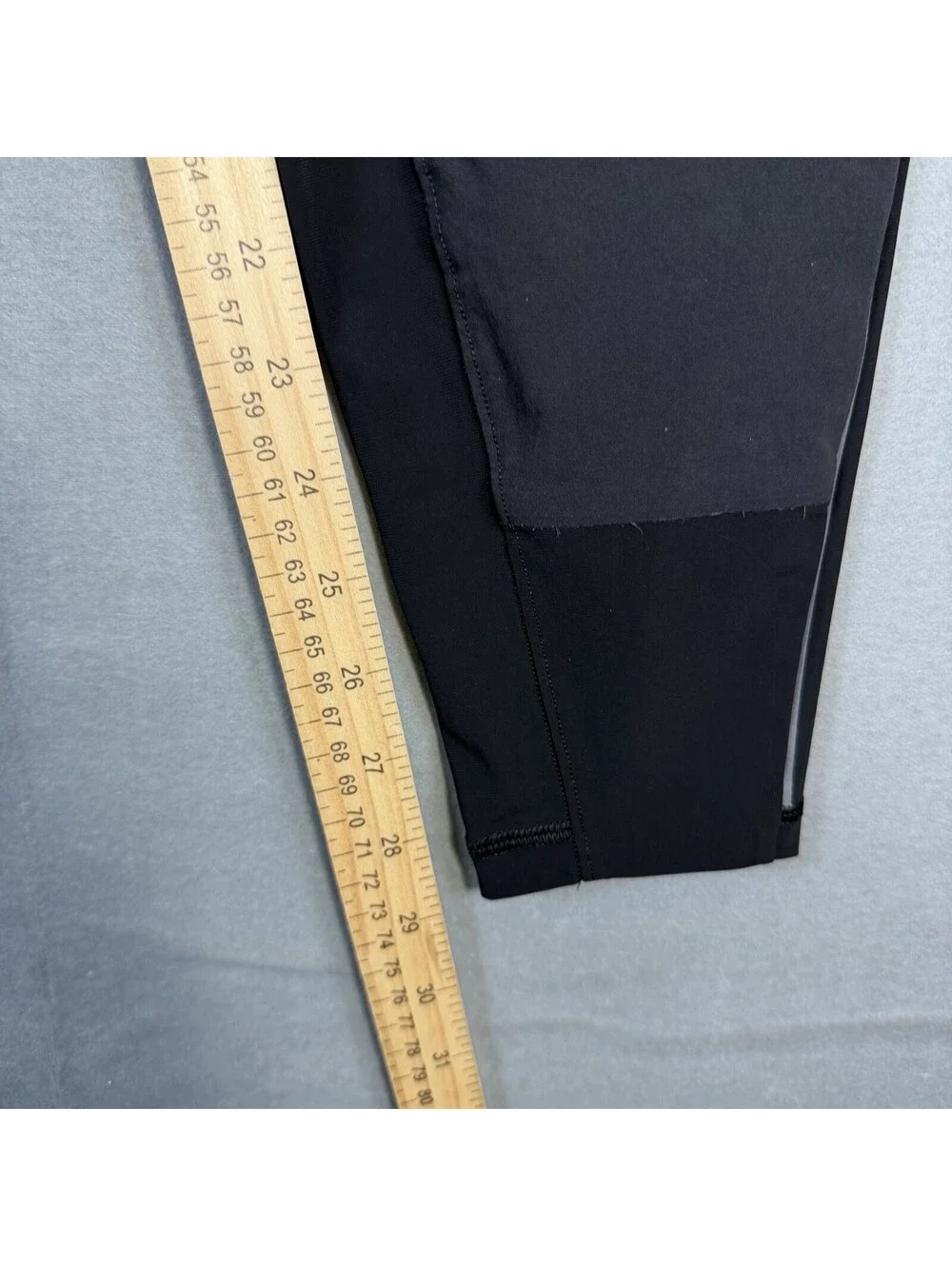 Lululemon Surge Hybrid Pants Mens Medium Black Tapered Joggers Training Running